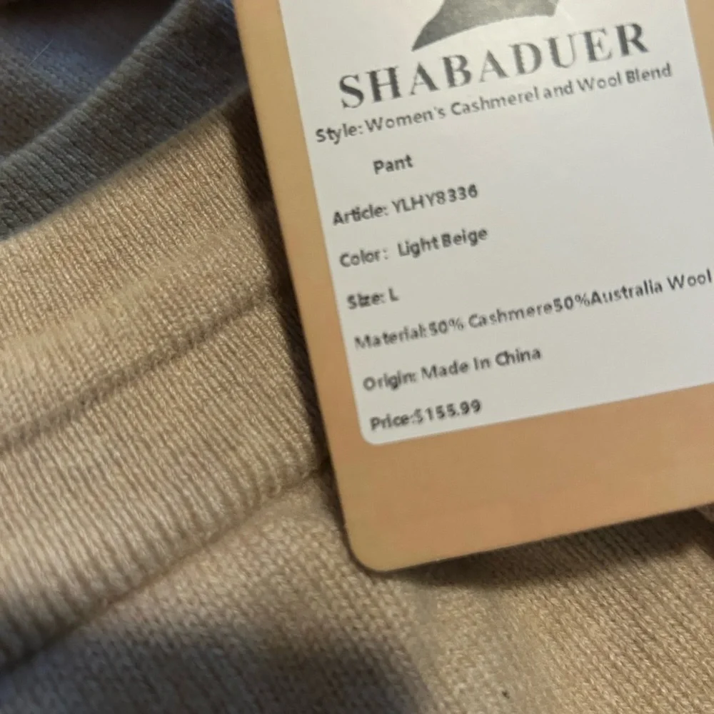 Shabaduer Cashmere & Wool blend Knit Hoodie and Pants Set - Picture 7 of 9